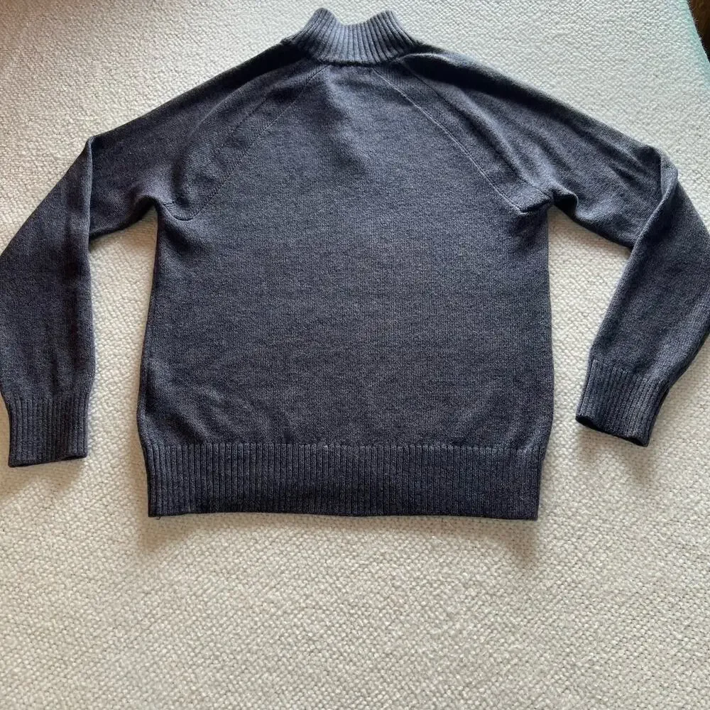 Banana Republic Extra Fine Merino Wool Blend Sweater Mens M 1/4 Snap Gray Blue